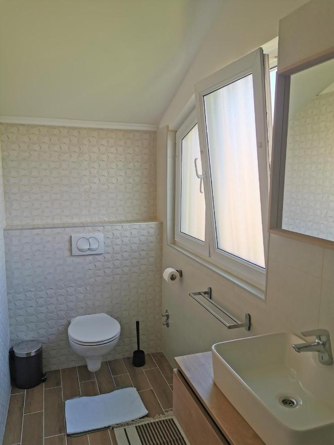 Lenka Apartments II Novalja Εξωτερικό φωτογραφία