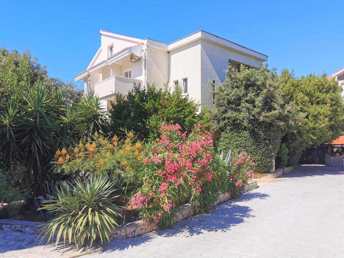 Lenka Apartments II Novalja Εξωτερικό φωτογραφία