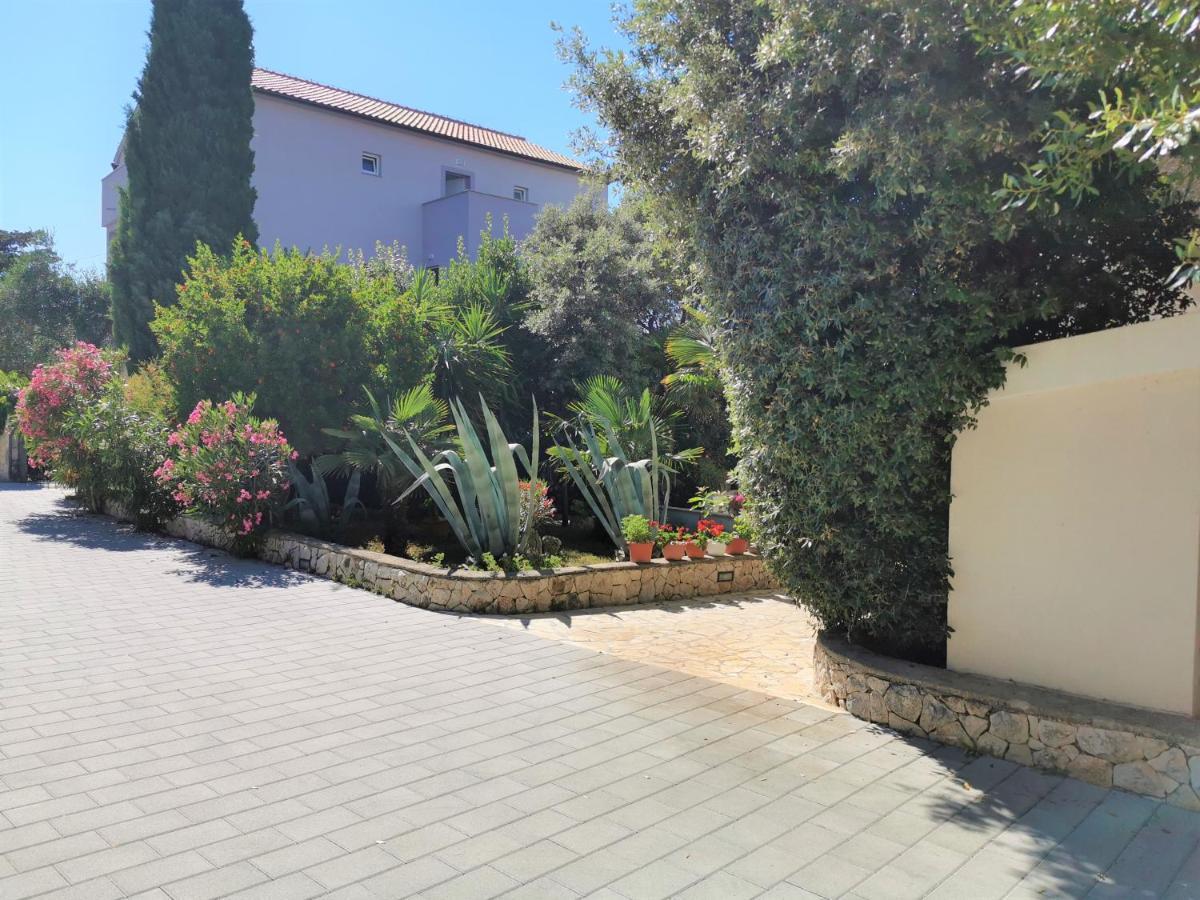 Lenka Apartments II Novalja Εξωτερικό φωτογραφία