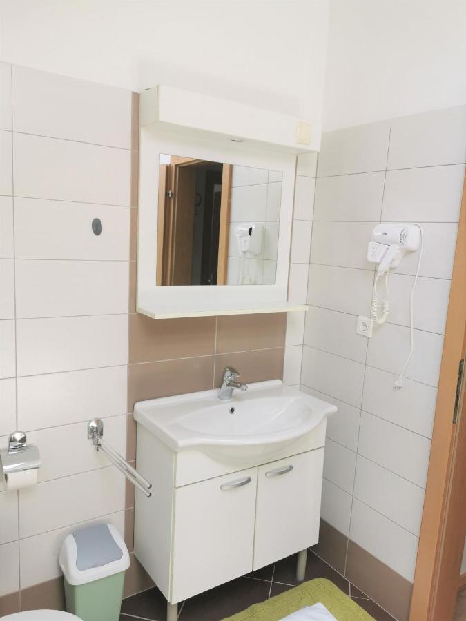 Lenka Apartments II Novalja Εξωτερικό φωτογραφία