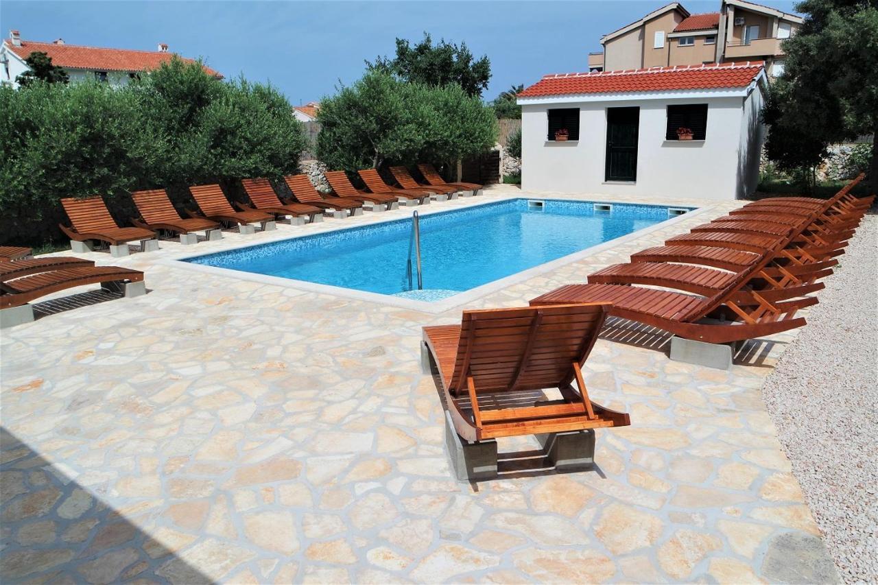 Lenka Apartments II Novalja Εξωτερικό φωτογραφία