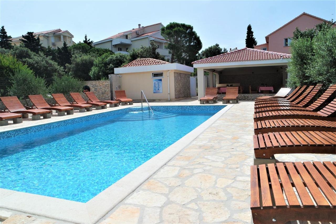 Lenka Apartments II Novalja Εξωτερικό φωτογραφία